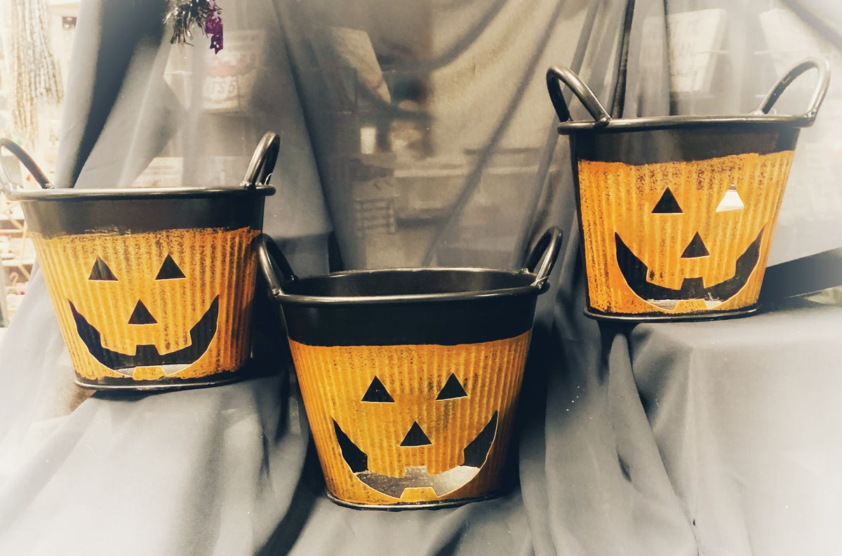 Pumpkin Bucket Luminary